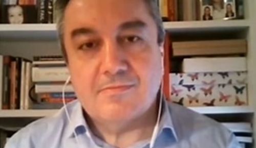 Μόσιαλος κορωνοϊός: «Η διαχείριση της πανδημίας δεν θα γίνει με ηλικιακό απαρτχάιντ»