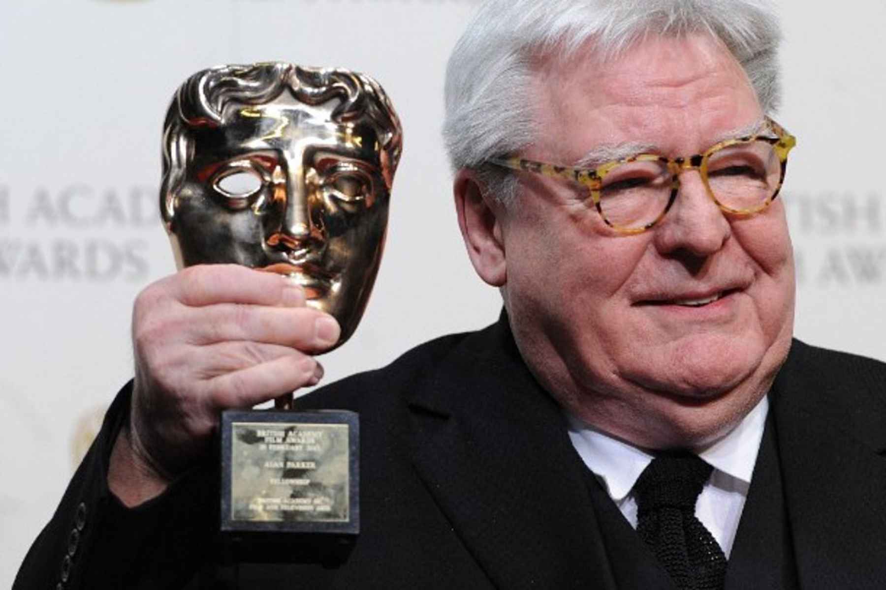 Άλαν Πάρκερ: Πέθανε ο διάσημος σκηνοθέτης του «Εξπρές του Μεσονυκτίου»