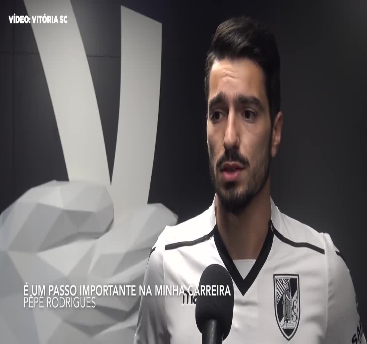 Πέπε Ροντρίγκες Ολυμπιακός: Η Γκιμαράες ζητάει πολλά για τον παίκτη