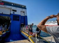 Αυξημένη η κίνηση στο λιμάνι του Πειραιά – Για σήμερα έχουν προγραμματιστεί 23 δρομολόγια