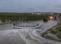 Κυκλώνας Χάνα Τέξας: Ετοιμάζεται για την έλευση του πρώτου τυφώνα για το 2020 [vid]