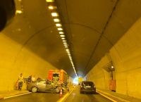 Εγνατία οδός τροχαίο: Σοβαρό ατύχημα μέσα σε τούνελ