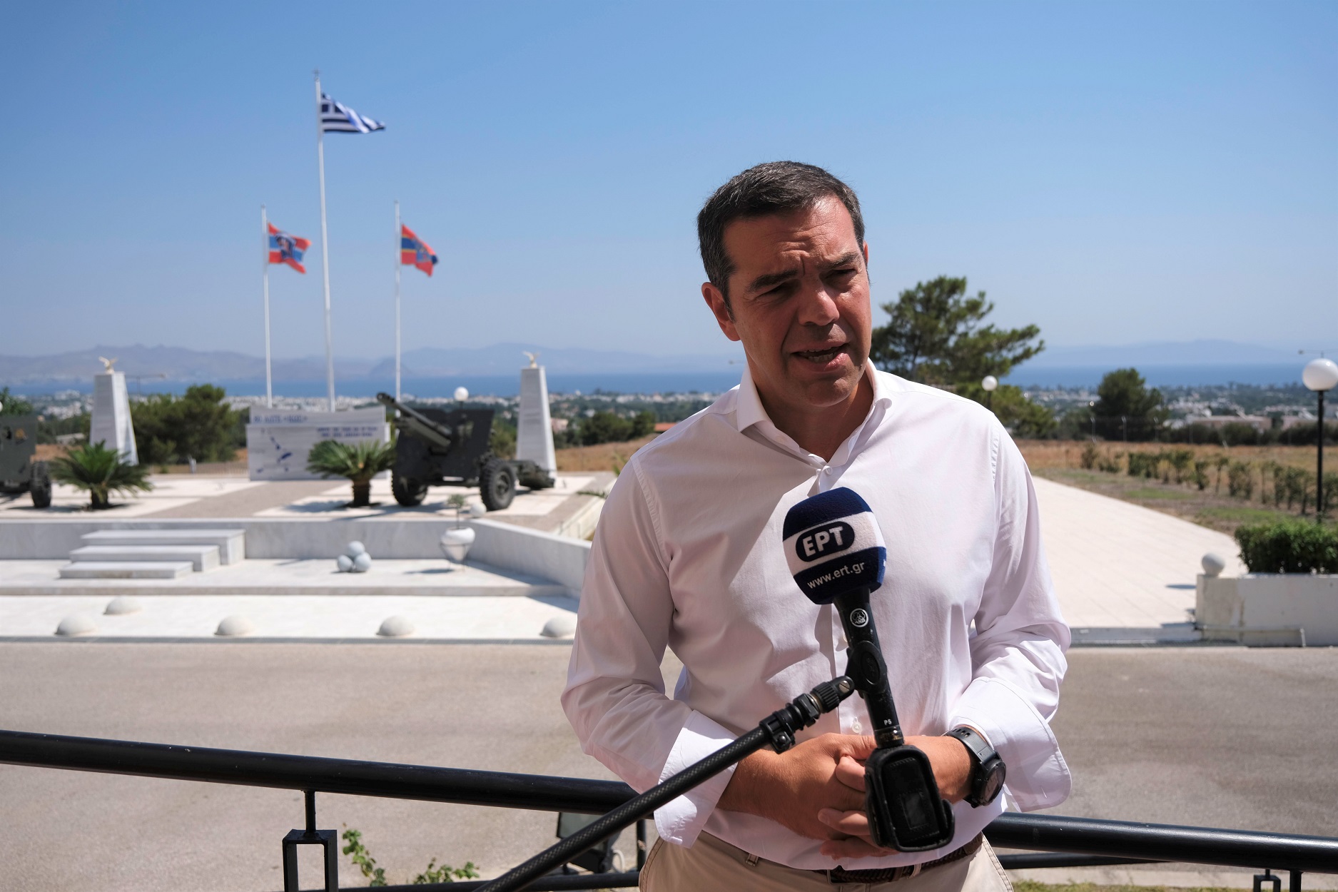 Τσίπρας για κορωνοϊό: «Η κυβέρνηση τα έκανε όλα λάθος – Ας μη μας κουνάνε το δάχτυλο»