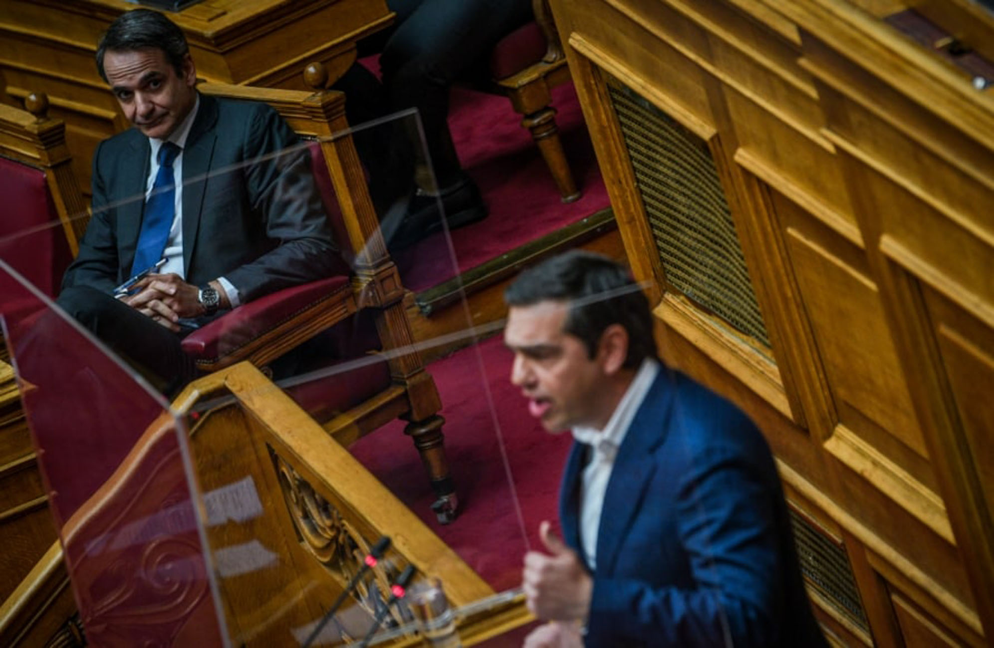 ΝΔ ΣΥΡΙΖΑ: Πώς σχολιάζουν τις αποκαλύψεις Καλογρίτσα