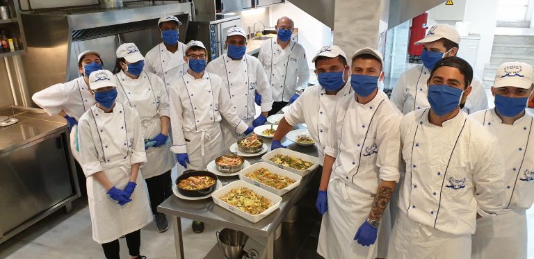 CHEF D’ ŒUVRE: Η μόνη εξειδικευμένη σχολή επαγγελματικής μαγειρικής και ζαχαροπλαστικής