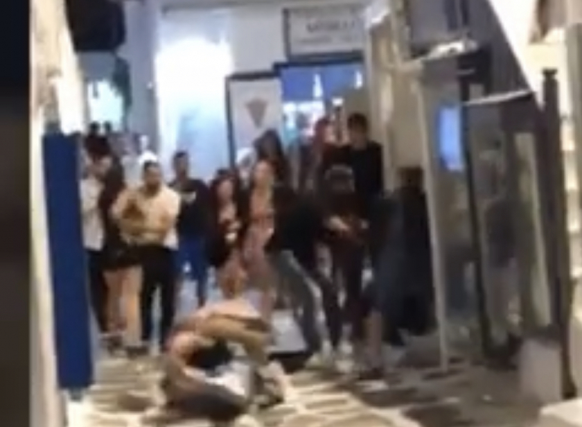 Βίντεο ντοκουμέντο: Το άγριο ξύλο του αρχηγού της Μάντσεστερ πριν συλληφθεί στη Μύκονο [vid]