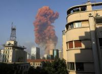 Έκρηξη Βηρυτός: Ταρακουνήθηκε η πόλη – Αναφορές για δεκάδες τραυματίες