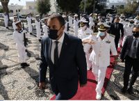 Παναγιωτόπουλος σε Τήνο: «Η Ελλάδα είναι πιο δυνατή απ΄ότι πολλοί νομίζουν» Παναγιωτόπουλος σε Τήνο: «Η Ελλάδα είναι πιο δυνατή απ΄ότι πολλοί νομίζουν»