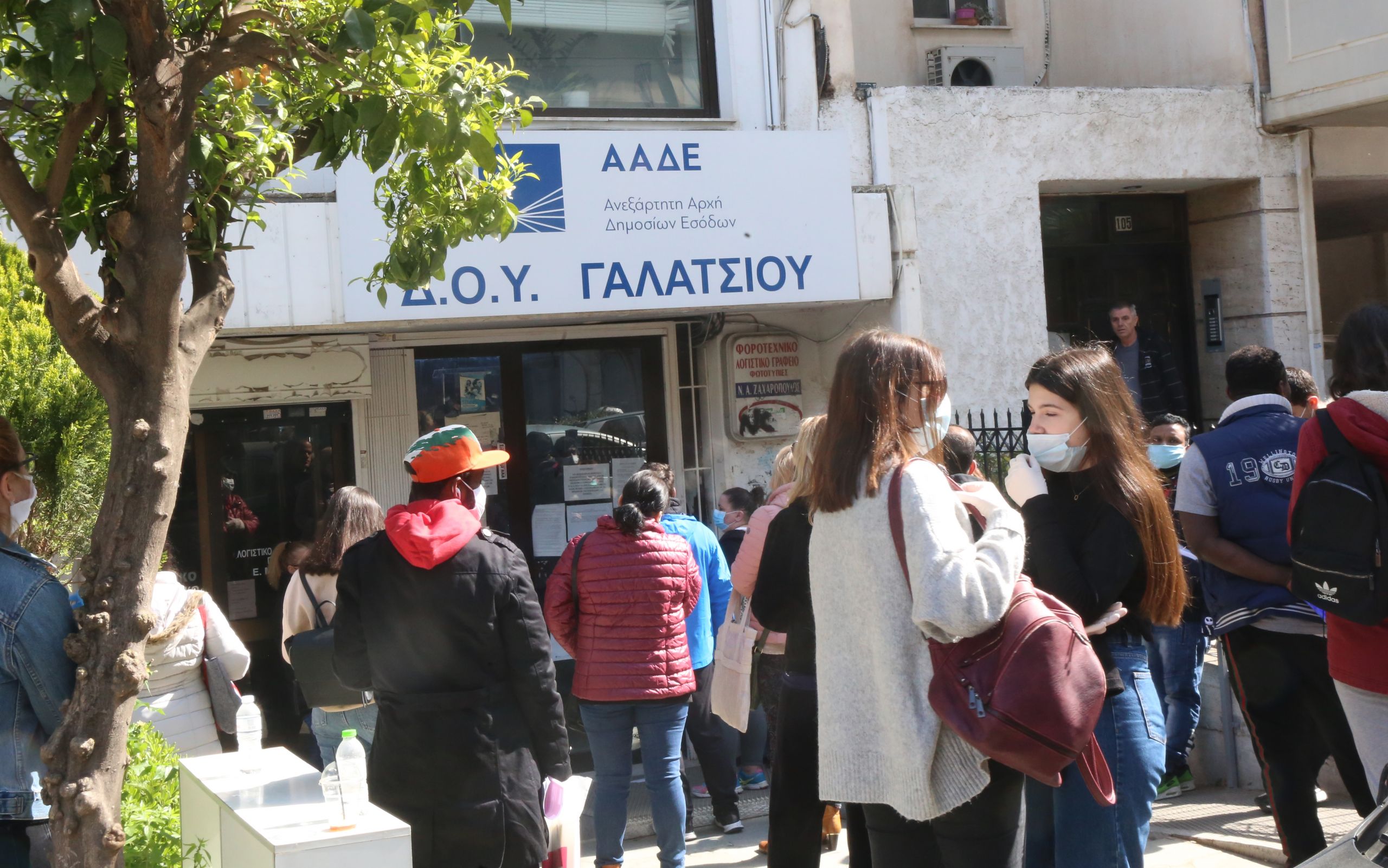 Χρήση μάσκας: Υποχρεωτική για όλους στο Δημόσιο
