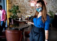 Κορωνοϊός μέτρα: Αναστέλλονται οι λιτανείες – Τι ισχύει για την απαγόρευση όρθιων πελατών Κορωνοϊός μέτρα: Αναστέλλονται οι λιτανείες – Τι ισχύει για την απαγόρευση όρθιων πελατών