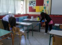 Άνοιγμα σχολείων: Σε εξέλιξη η έκτακτη συνεδρίαση των λοιμωξιολόγων Άνοιγμα σχολείων: Σε εξέλιξη η έκτακτη συνεδρίαση των λοιμωξιολόγων