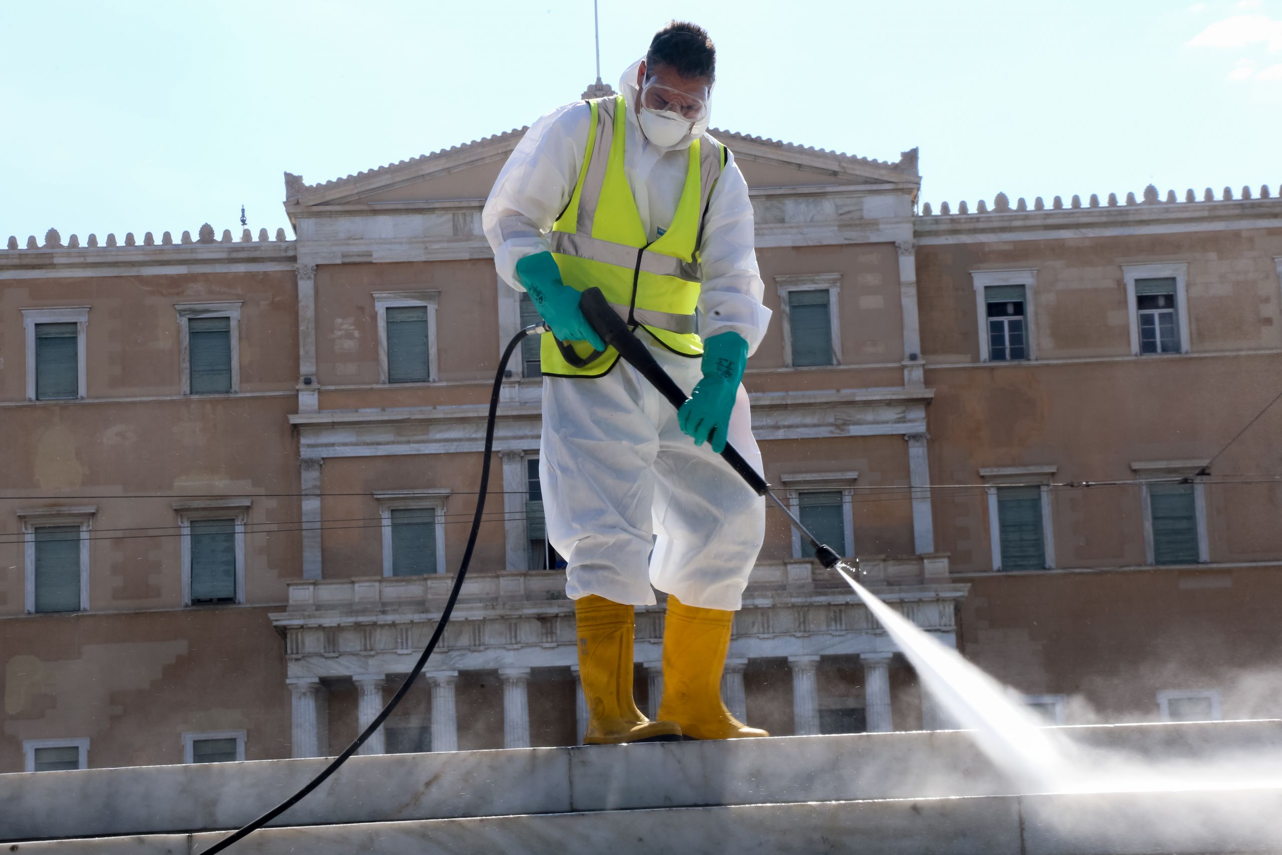 Κορωνοϊός Ελλάδα: Καμία επανάπαυση από τη μείωση των κρουσμάτων – «Έως 15.000 ασυμπτωματικοί» στη χώρα