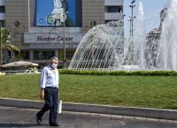 Κορωνοϊός Ελλάδα: Μία σύλληψη, 12 παραβάσεις καταστημάτων, 221 για μη χρήση μάσκας