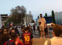 Λιονέλ Μέσι: «Ντου» των οπαδών της Μπαρτσελόνα στο «Καμπ Νόου» – Ζητούν την παραίτηση Μπαρτομέου Λιονέλ Μέσι: «Ντου» των οπαδών της Μπαρτσελόνα στο «Καμπ Νόου» – Ζητούν την παραίτηση Μπαρτομέου
