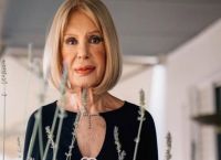 Ρίκα Διαλυνά: Εγκατέλειψε την πολυτελή κατοικία που έμενε με τον αείμνηστο σύζυγό της Ρίκα Διαλυνά: Εγκατέλειψε την πολυτελή κατοικία που έμενε με τον αείμνηστο σύζυγό της
