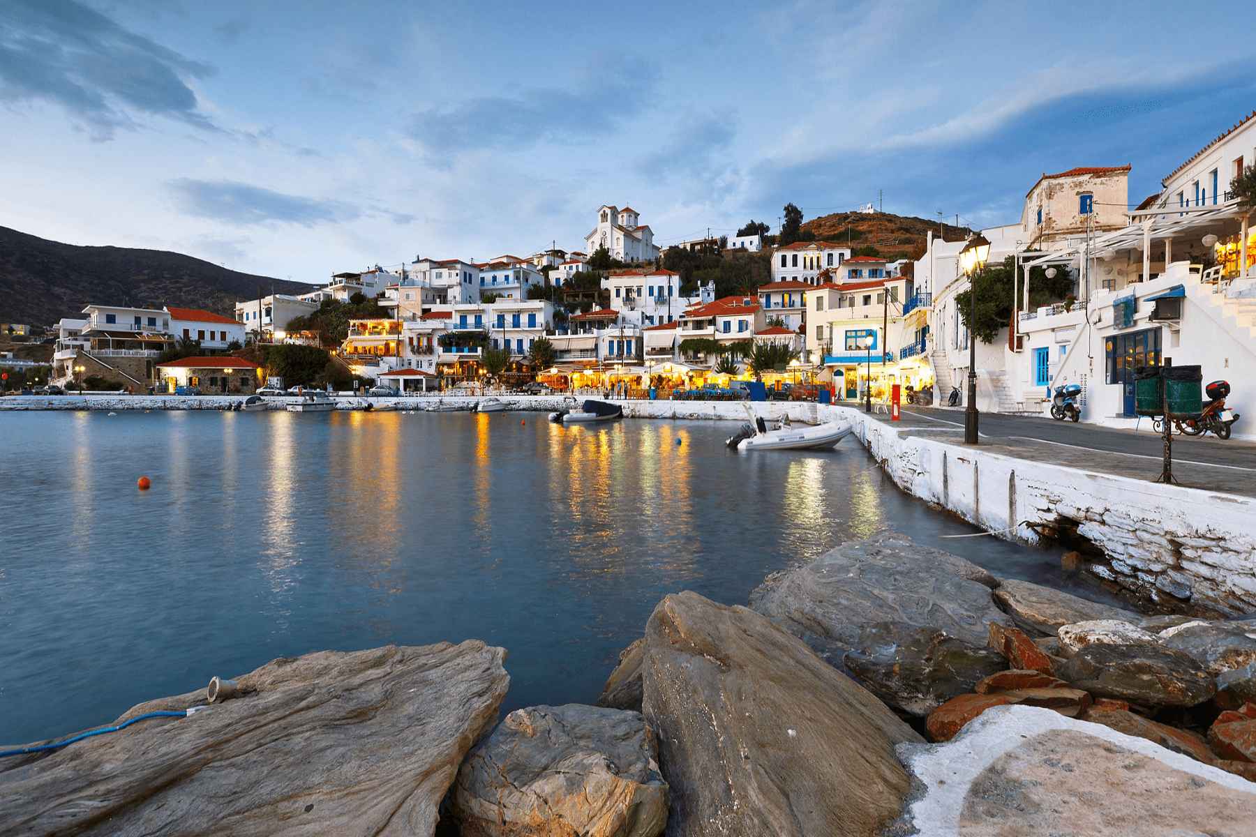 Telegraph Άνδρος: Ένας από τους πέντε πιο ονειρικούς προορισμούς της Ελλάδας