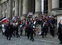 Ευρώπη διαδηλώσεις κορωνοϊός: Χιλιάδες συγκεντρώθηκαν ενάντια στο «μεγάλο ψέμα της επιδημίας» Ευρώπη διαδηλώσεις κορωνοϊός: Χιλιάδες συγκεντρώθηκαν ενάντια στο «μεγάλο ψέμα της επιδημίας»