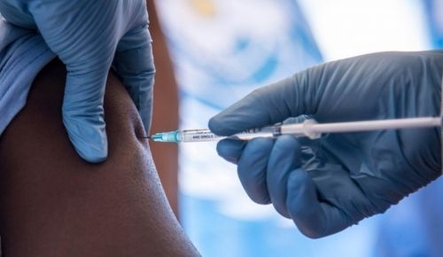 Ινδία κορωνοϊός: Ξεκινά η εκστρατεία εμβολιασμού εναντίον του ιού