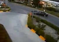 Τροχαίο Κρήτη: Βίντεο δείχνει ότι το κράνος σώζει ζωές Τροχαίο Κρήτη: Βίντεο δείχνει ότι το κράνος σώζει ζωές