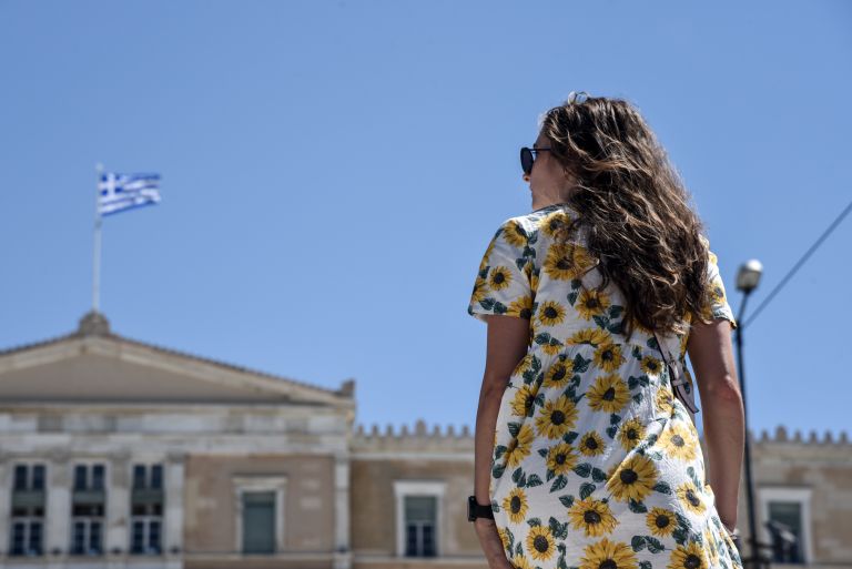 Κορωνοϊός Ελλάδα: Στο κόκκινο η Αττική – Γηροκομεία και κλειστές δομές αυξάνουν την ανησυχία