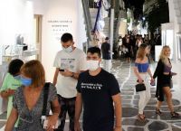 Ελλάδα κορωνοϊός: Συναγερμός μετά το σερί τριψήφιων ημερήσιων κρουσμάτων