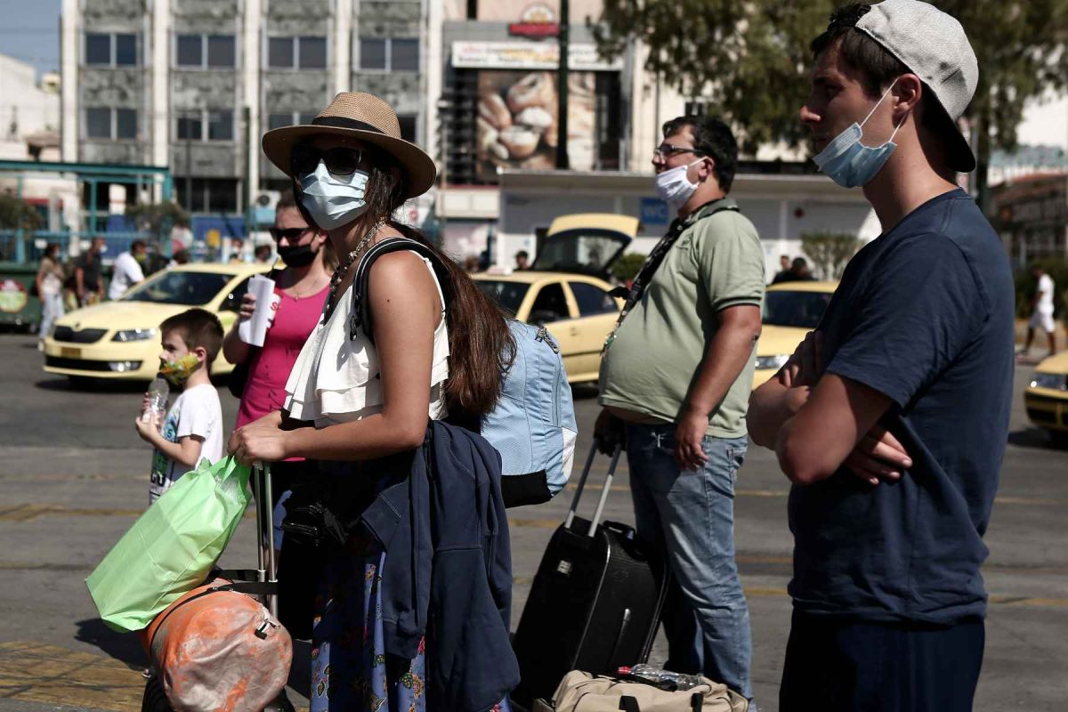 Μαγιορκίνης κορωνοϊός: Ενδεχόμενο υποχρεωτικής μάσκας και σε ανοιχτούς χώρους