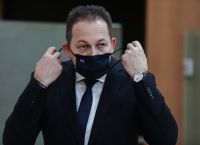 Πέτσας για lockdown: Πόσο πρέπει να υποχωρήσουν τα κρούσματα για να επιστρέψουμε στην καθημερινότητα