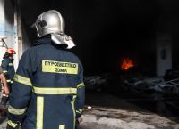 Τραγωδία στη Θήβα: Φωτιά σε δομή προσφύγων, νεκρό ένα εξάχρονο αγόρι Τραγωδία στη Θήβα: Φωτιά σε δομή προσφύγων, νεκρό ένα εξάχρονο αγόρι