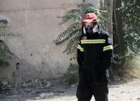 Κερατέα: Χωρίς τις αισθήσεις του ανασύρθηκε ο οδηγός του αυτοκινήτου που έπεσε στο γκρεμό Κερατέα: Χωρίς τις αισθήσεις του ανασύρθηκε ο οδηγός του αυτοκινήτου που έπεσε στο γκρεμό