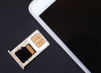 Απάτη sim swap: Aυξάνονται οι απάτες που απειλούν Έλληνες πολίτες Απάτη sim swap: Aυξάνονται οι απάτες που απειλούν Έλληνες πολίτες