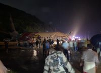 Συντριβή αεροπλάνου Ινδία: Τουλάχιστον 14 οι νεκροί – Τρομακτικές εικόνες