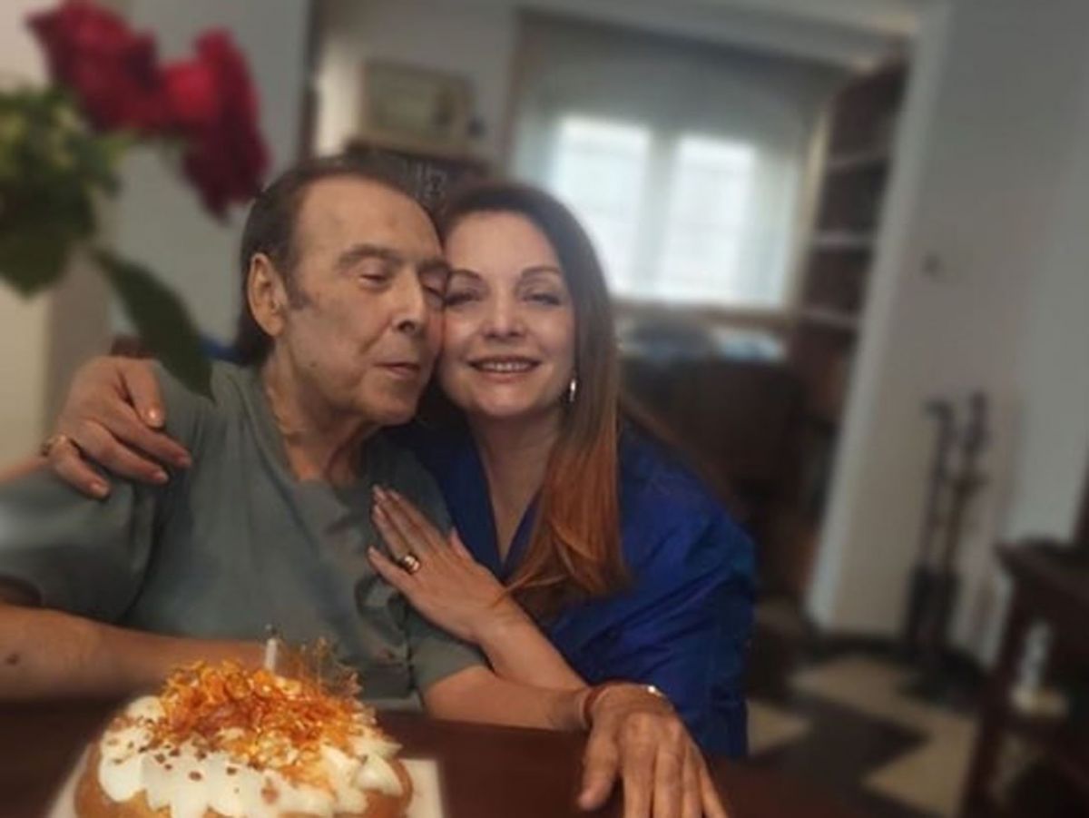 Τόλης Βοσκόπουλος Άντζελα Γκερέκου: Γιόρτασαν 24 χρόνια γάμου [pics]