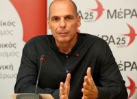 Βαρουφάκης για Τουρκία: Μια παρέμβαση των ΗΠΑ θα ευνοήσει ακόμα περισσότερο την Άγκυρα Βαρουφάκης για Τουρκία: Μια παρέμβαση των ΗΠΑ θα ευνοήσει ακόμα περισσότερο την Άγκυρα