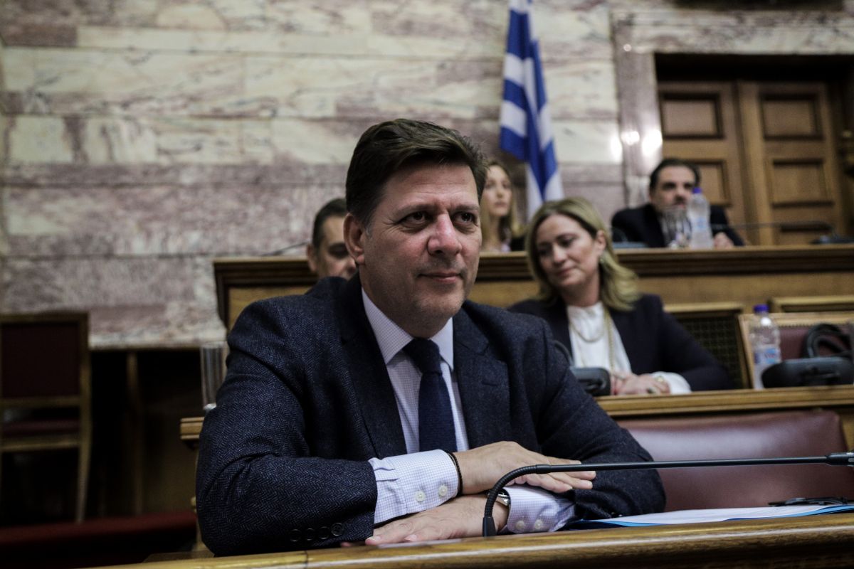 Βαρβιτσιώτης Απελευθέρωση Αθήνας: Τιμούμε τους νεκρούς μας και τις θυσίες του ελληνικού λαού