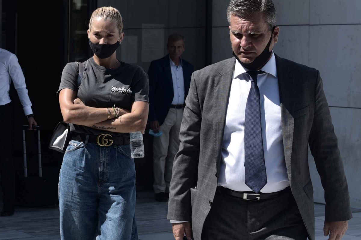 Δολοφονία Γιάννη Μακρή: Ξέσπασε σε λυγμούς η Βικτώρια Καρύδα ακούγοντας το ηχητικό ντοκουμέντο της επίθεσης