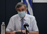 Τσιόδρας: Γι’ αυτό περιόρισα τις εμφανίσεις μου