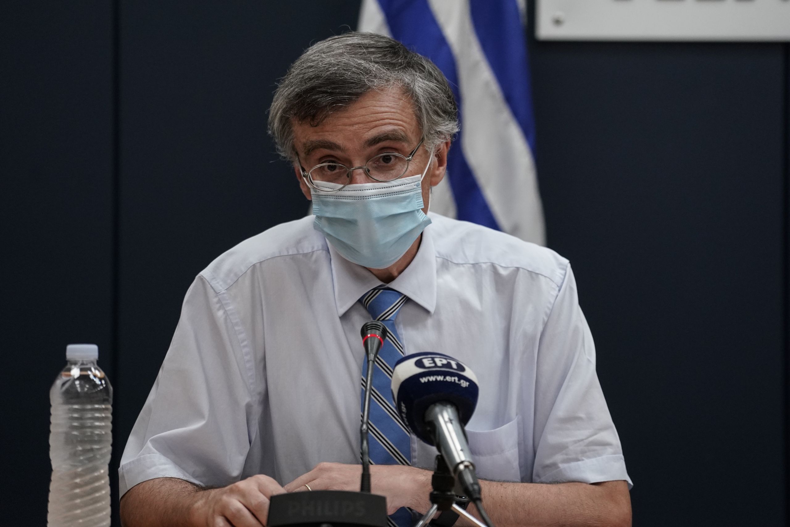 Τσιόδρας: Γι’ αυτό περιόρισα τις εμφανίσεις μου