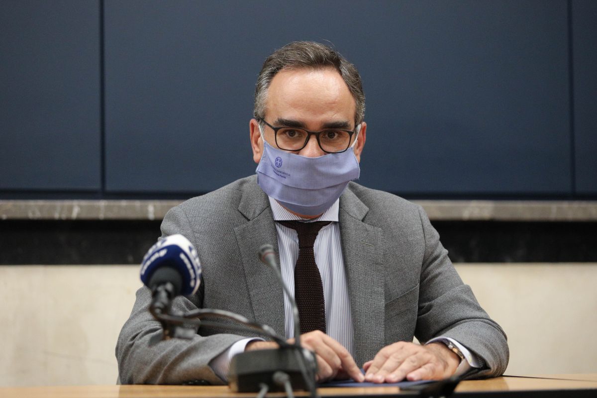 Βασίλης Κοντοζαμάνης: Έγινε παρεξήγηση με τις μάσκες – Η αρμόδια επιτροπή θα δώσει εξηγήσεις
