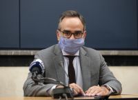 Βασίλης Κοντοζαμάνης: Έγινε παρεξήγηση με τις μάσκες – Η αρμόδια επιτροπή θα δώσει εξηγήσεις Βασίλης Κοντοζαμάνης: Έγινε παρεξήγηση με τις μάσκες – Η αρμόδια επιτροπή θα δώσει εξηγήσεις