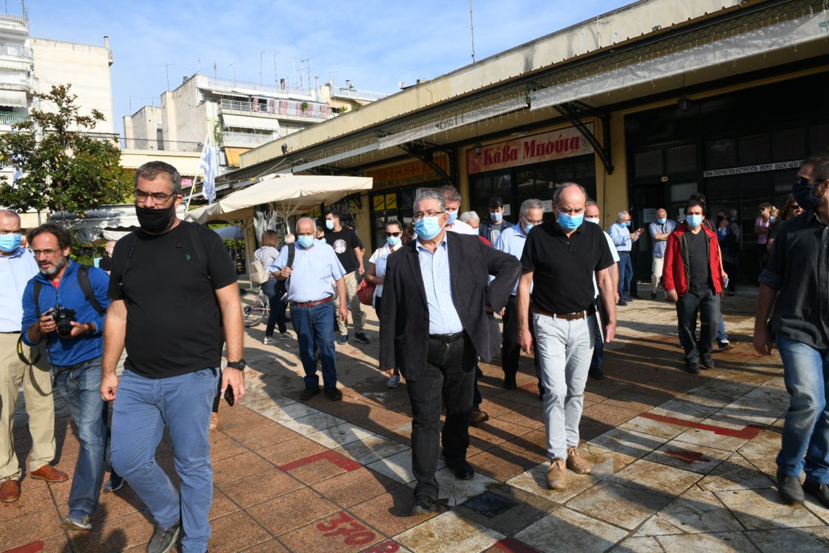 Καρδίτσα Κουτσούμπας: Τις πληγείσες περιοχές επισκέφθηκε ο γ.γ. του ΚΚΕ