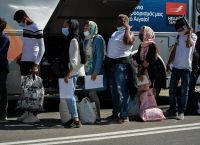 Ελληνική ιθαγένεια με πολιτογράφηση: Τι προβλέπει το νομοσχέδιο που κατατέθηκε Ελληνική ιθαγένεια με πολιτογράφηση: Τι προβλέπει το νομοσχέδιο που κατατέθηκε