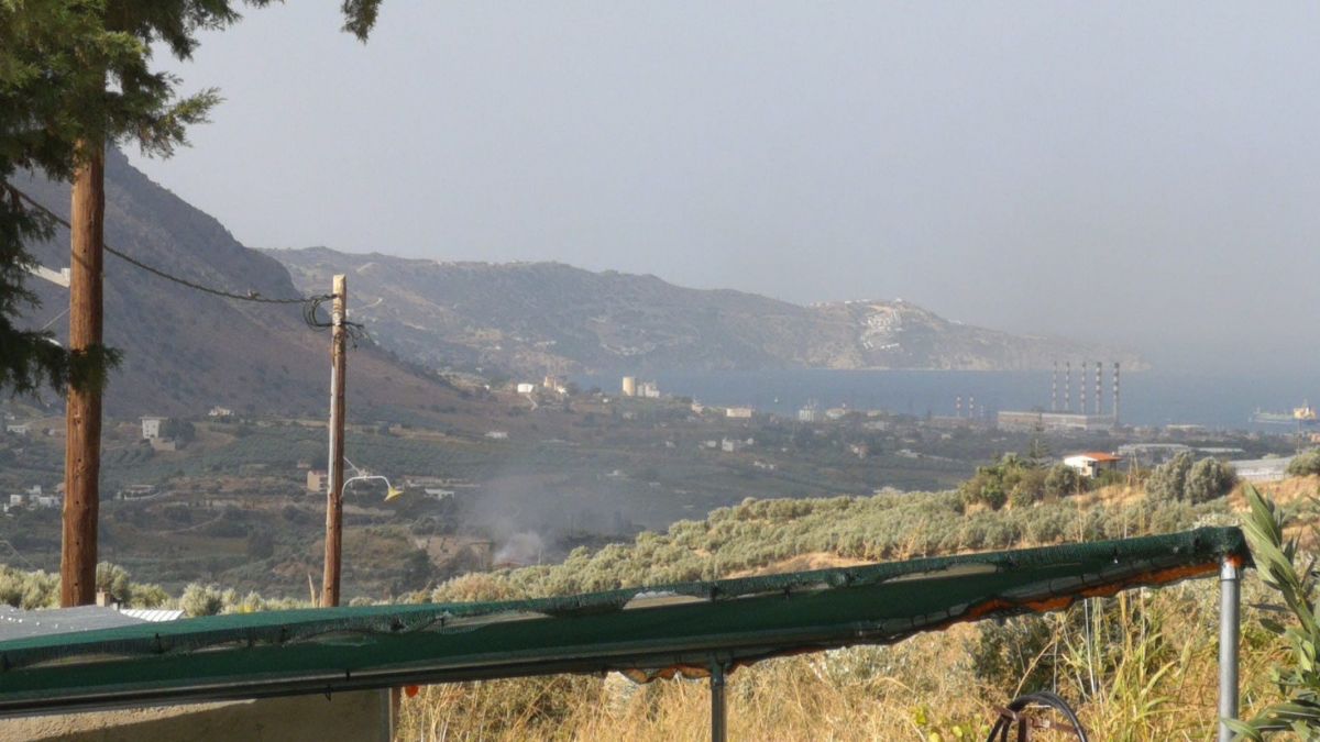 Φωτιά στο Ηράκλειο – Κοντά σε εργοστάσιο οι φλόγες