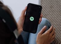 Spotify αναβάθμιση: Νέα λειτουργία επιτρέπει να βρίσκεις τα τραγούδια που ψάχνεις μέσω στίχων