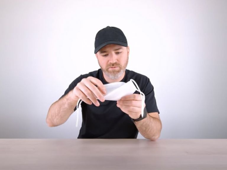 Apple μάσκες: Στη μάχη κατά του κορωνοϊού η γνωστή εταιρεία [vid]