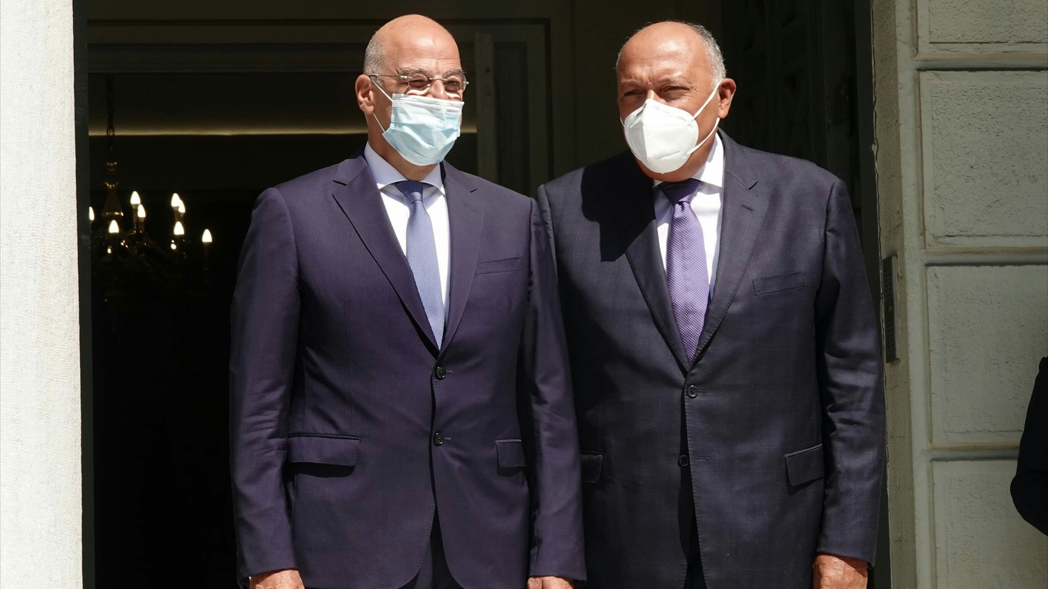 Συνάντηση Δένδια – Σούκρι: Ενίσχυση διμερών σχέσεων Ελλάδας και Αιγύπτου