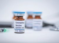 Κορωνοϊός εμβόλιο: Ξεκίνησε η τρίτη φάση δοκιμών της Novavax Κορωνοϊός εμβόλιο: Ξεκίνησε η τρίτη φάση δοκιμών της Novavax