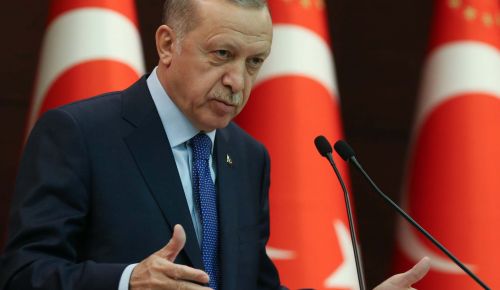 Ερντογάν: Ο Μακρόν «χρειάζεται ψυχιατρικό έλεγχο» για την αντιμετώπιση των μουσουλμάνων στη Γαλλία