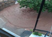 Κακοκαιρία Φθιώτιδα: Εγκλωβισμένοι άνθρωποι σε σπίτια και αυτοκίνητα