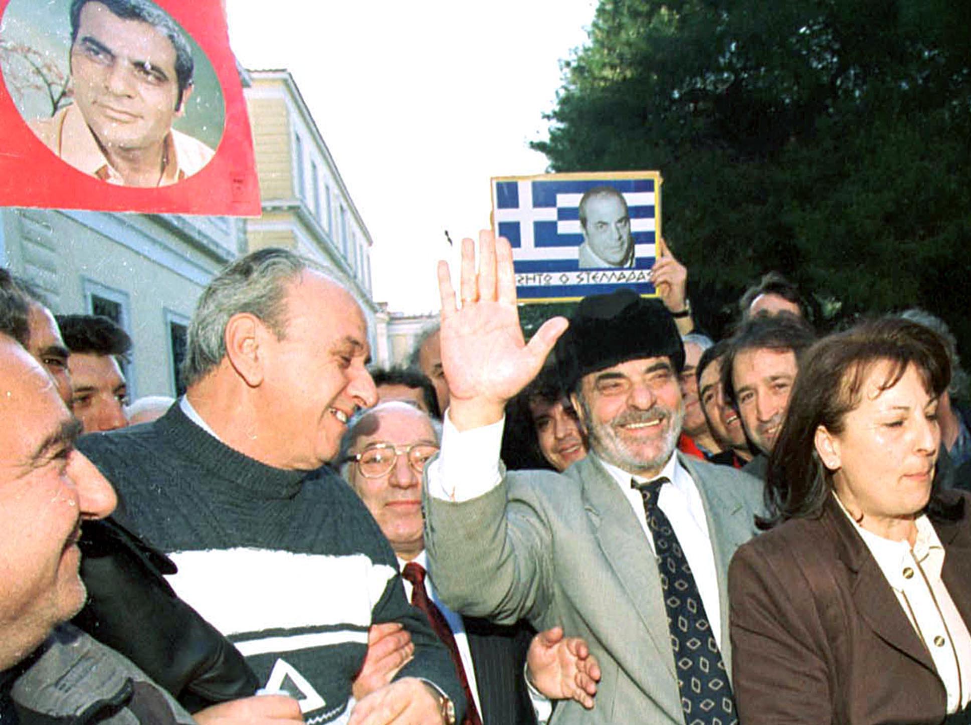 Στέλιος Καζαντζίδης: Σαν σήμερα σίγησε το αηδόνι