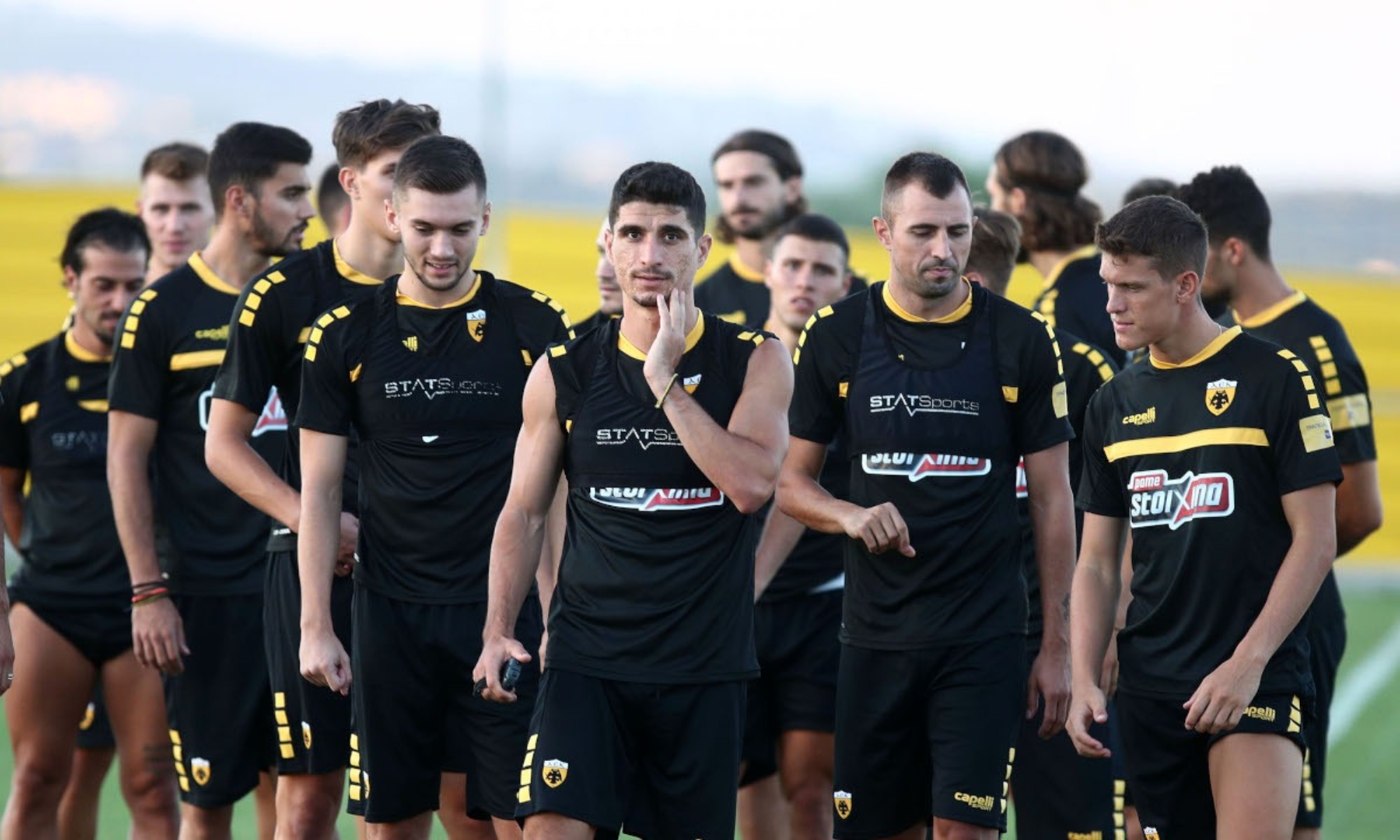 AEK αποστολή: Οι επιλογές του Καρέρα για τον τελικό Κυπέλλου – Υπέγραψε ο Ραντόνια